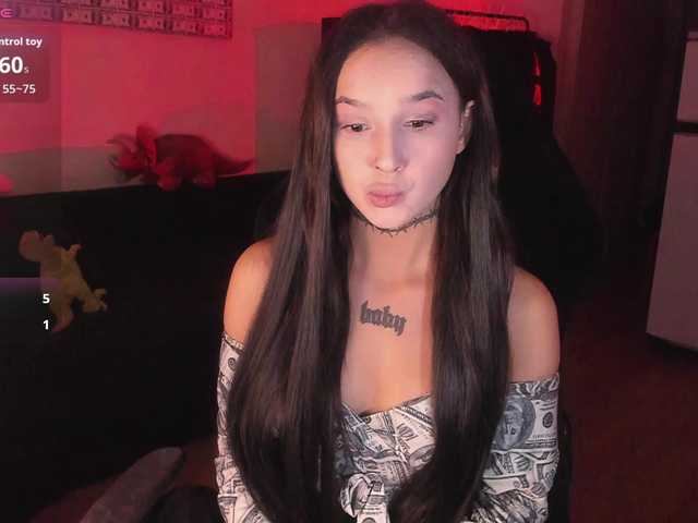 AshMila live cam on BongaCams