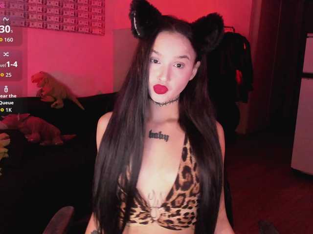 AshMila live cam on BongaCams