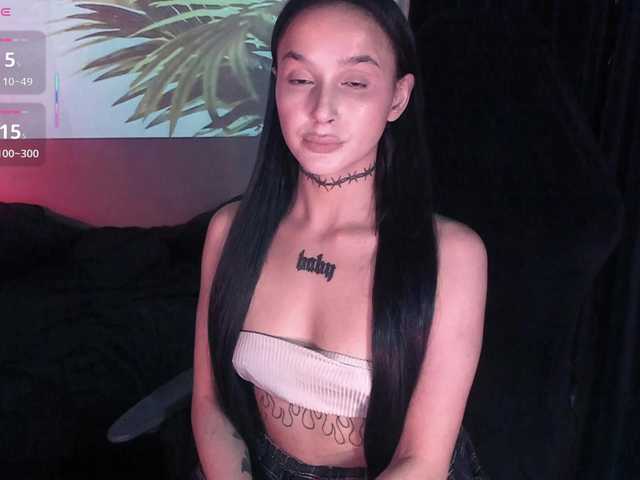 AshMila live cam on BongaCams
