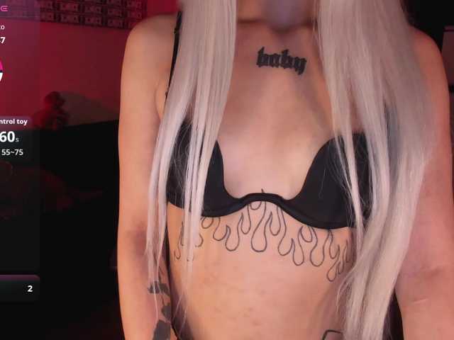 AshMila live cam on BongaCams