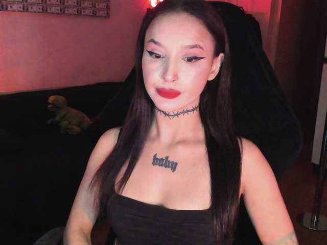 AshMila live cam on BongaCams