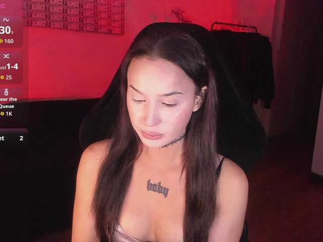 AshMila live cam on BongaCams
