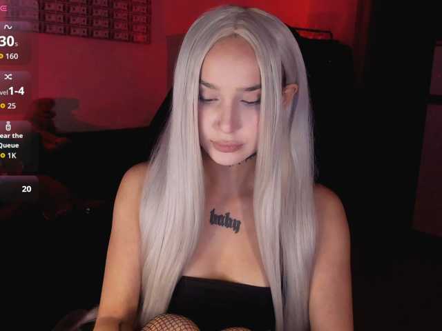 AshMila live cam on BongaCams