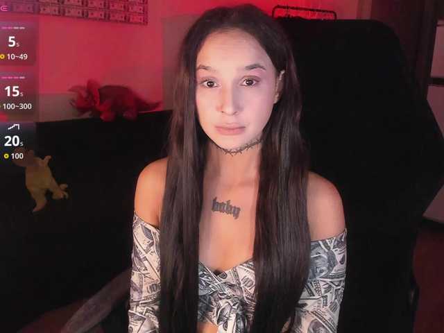 AshMila live cam on BongaCams
