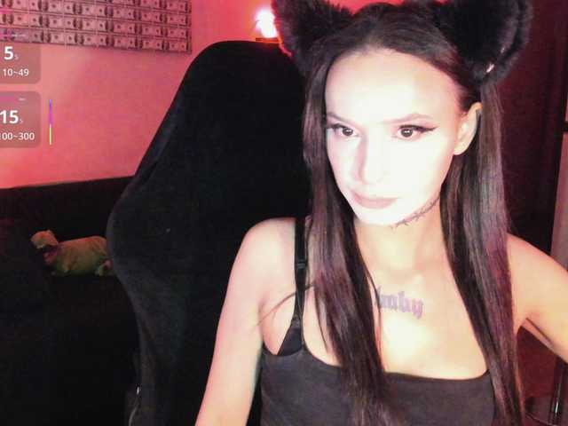 AshMila live cam on BongaCams