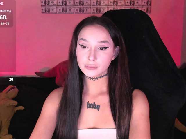 AshMila live cam on BongaCams