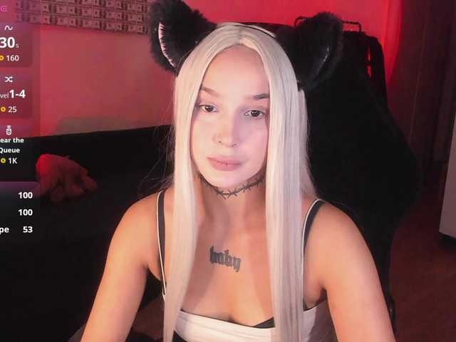 AshMila live cam on BongaCams