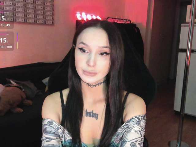 AshMila live cam on BongaCams