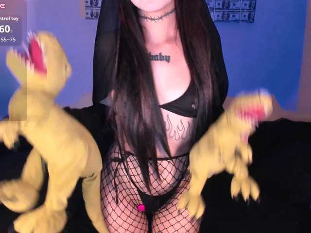 AshMila live cam on BongaCams