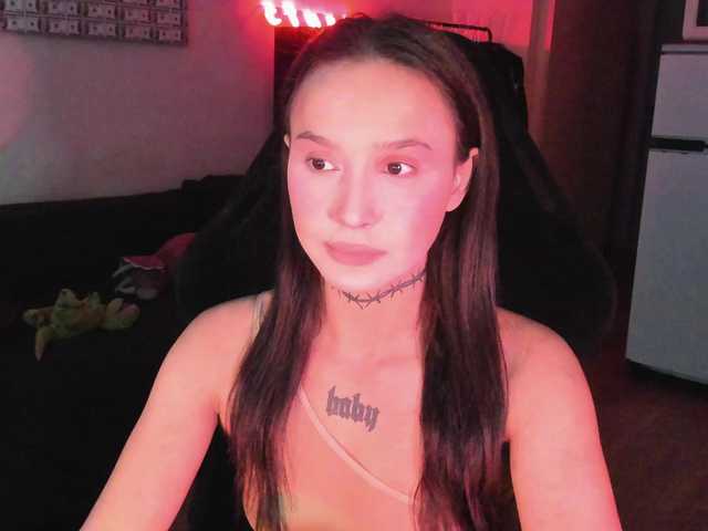 AshMila live cam on BongaCams