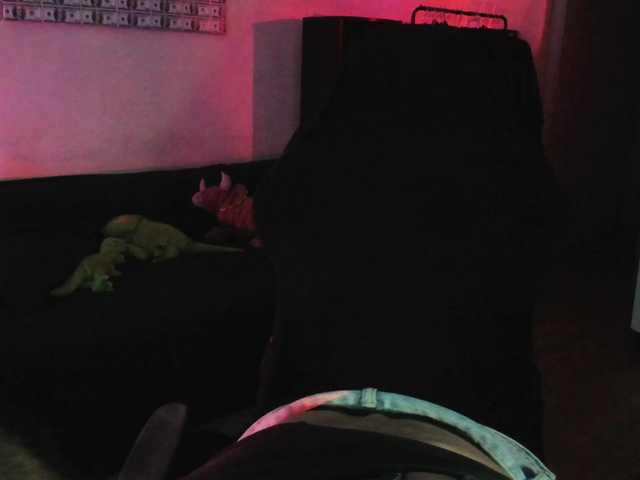 AshMila live cam on BongaCams
