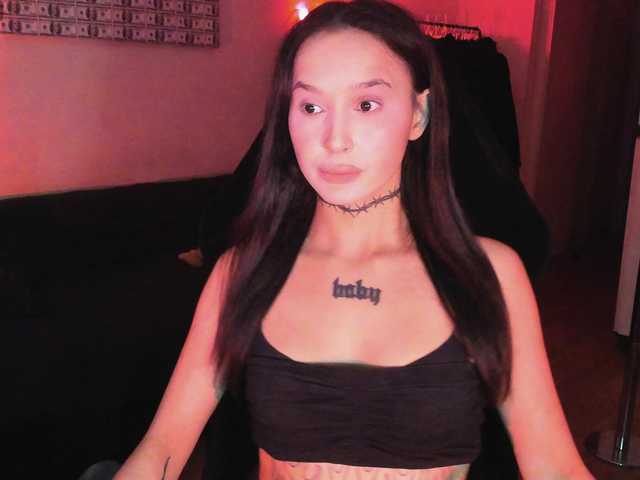 AshMila live cam on BongaCams