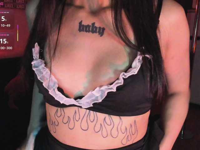 AshMila live cam on BongaCams