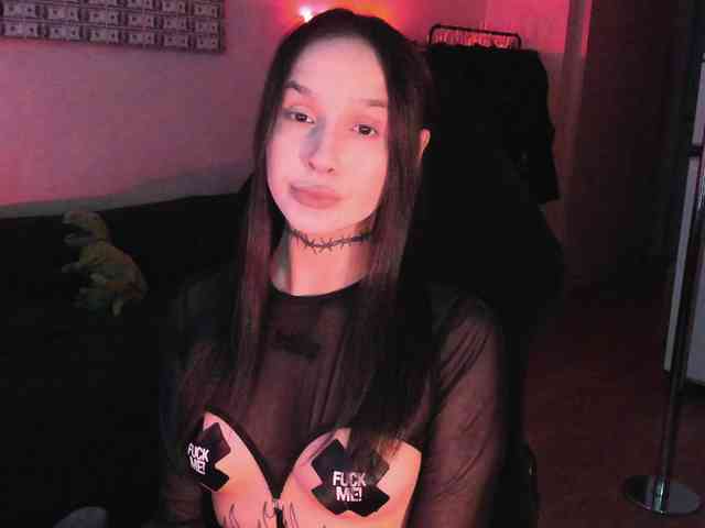 AshMila webcam