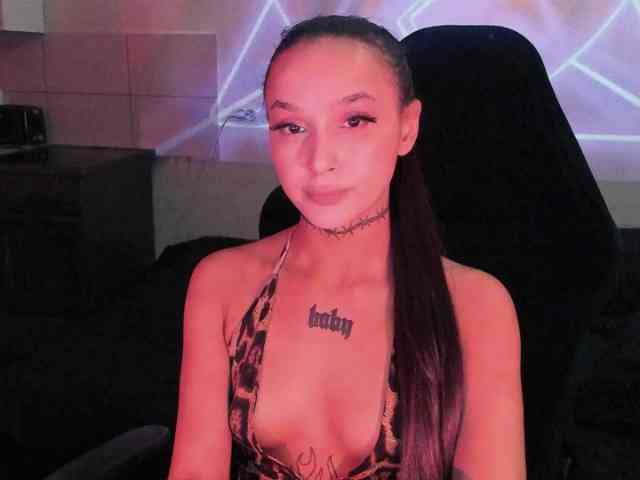 AshMila webcam