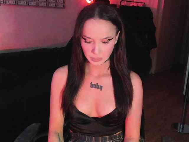 AshMila webcam