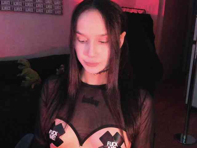 AshMila webcam