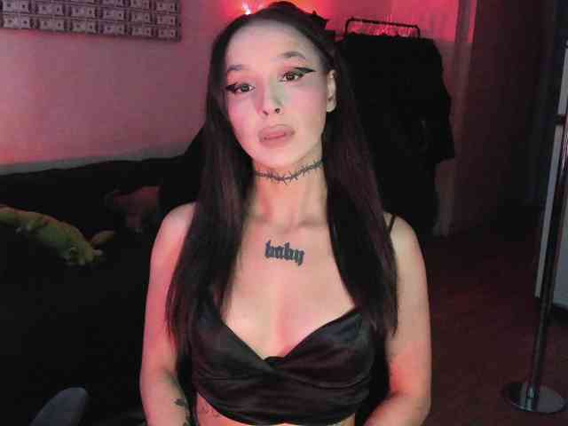 AshMila webcam
