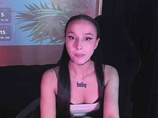 AshMila webcam