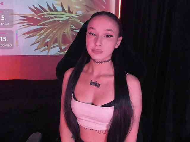 AshMila webcam