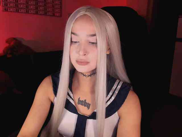 AshMila webcam