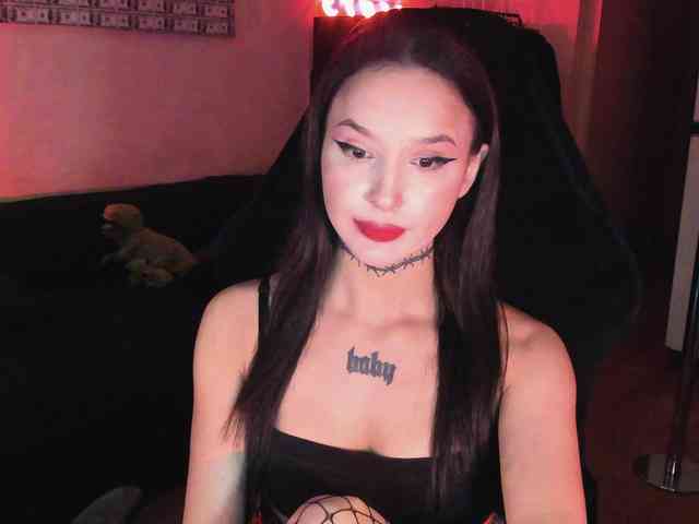 AshMila webcam