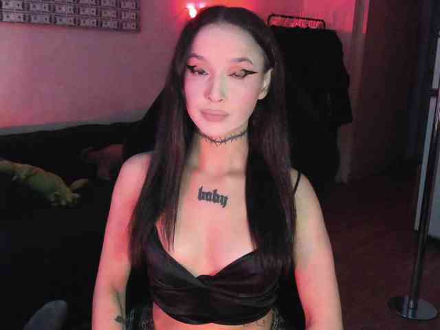 AshMila webcam