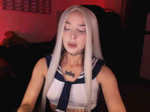 AshMila webcam