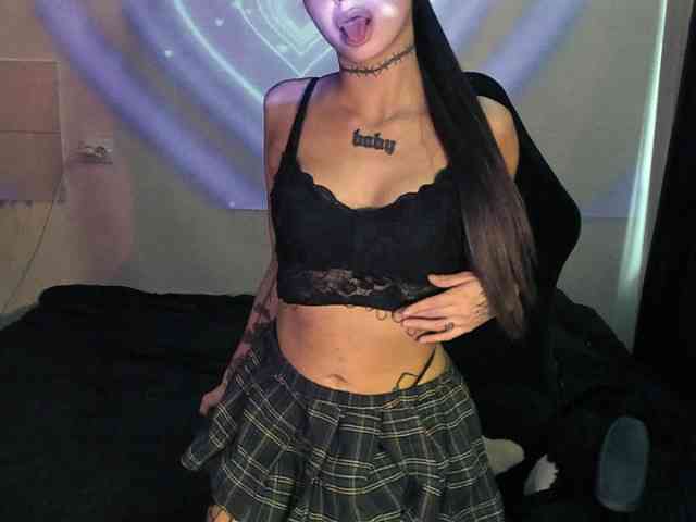 AshMila webcam