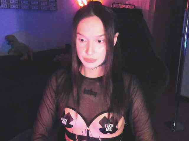 AshMila webcam
