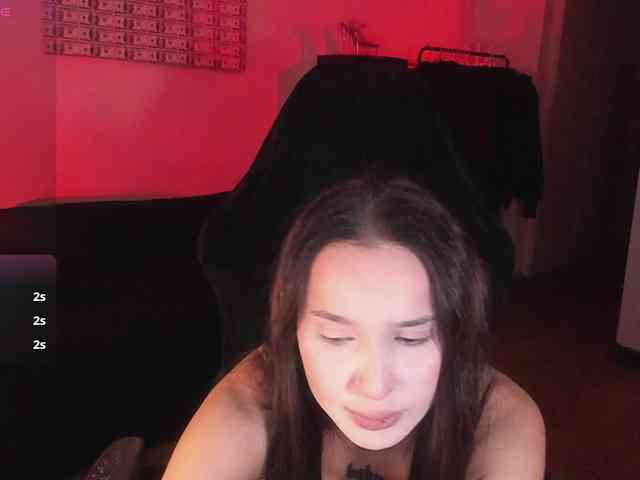 AshMila webcam