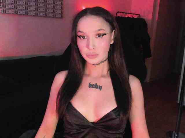 AshMila webcam