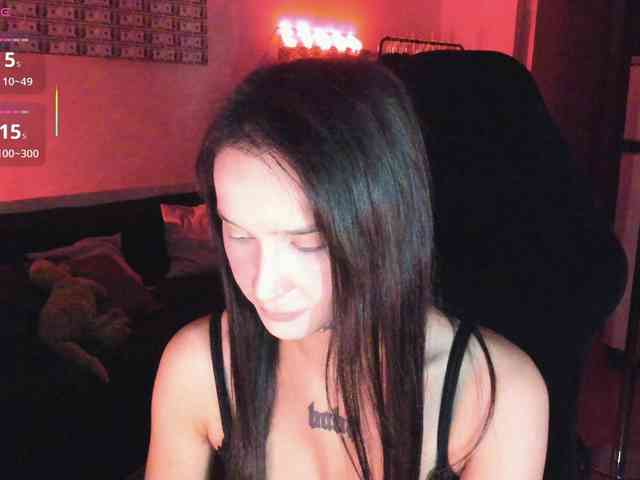 AshMila webcam