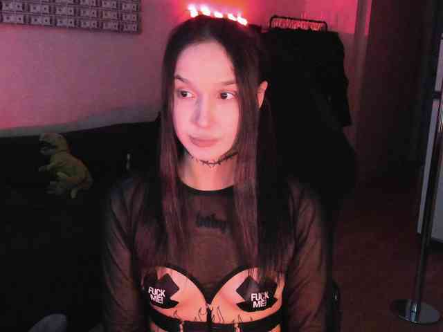 AshMila webcam