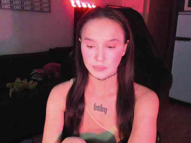 AshMila webcam