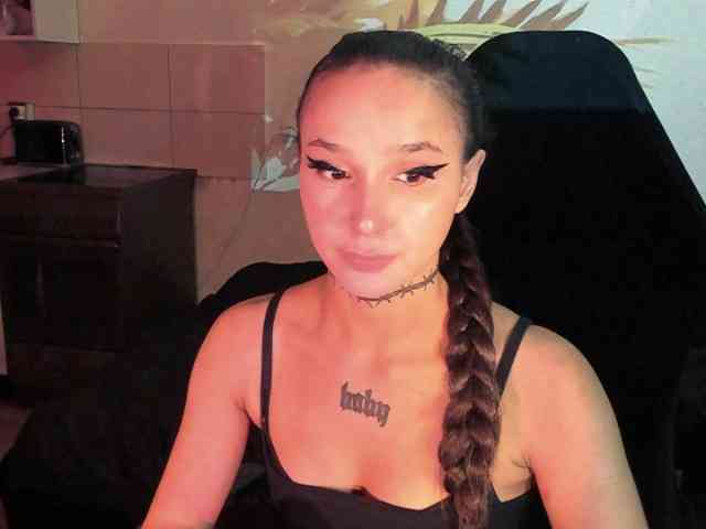 AshMila webcam