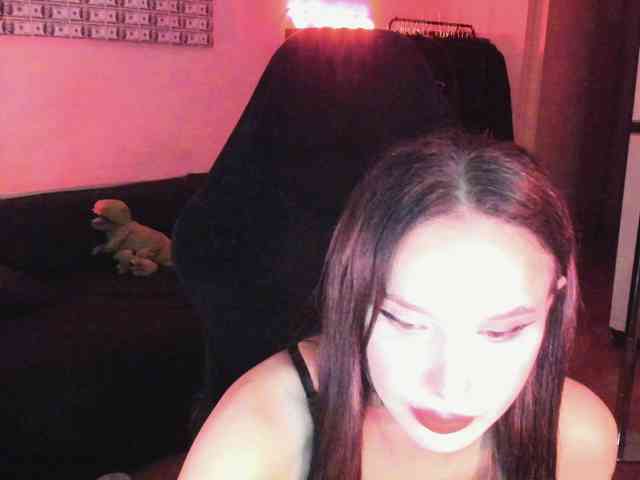 AshMila webcam