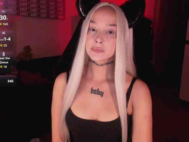 AshMila webcam