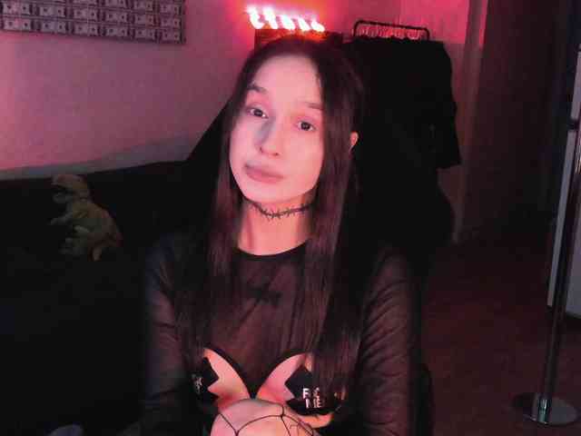 AshMila webcam