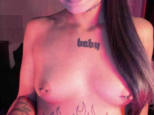 AshMila webcam