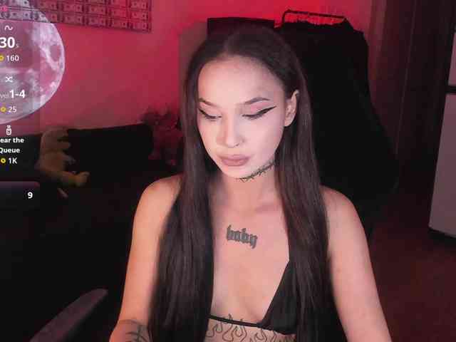 AshMila webcam
