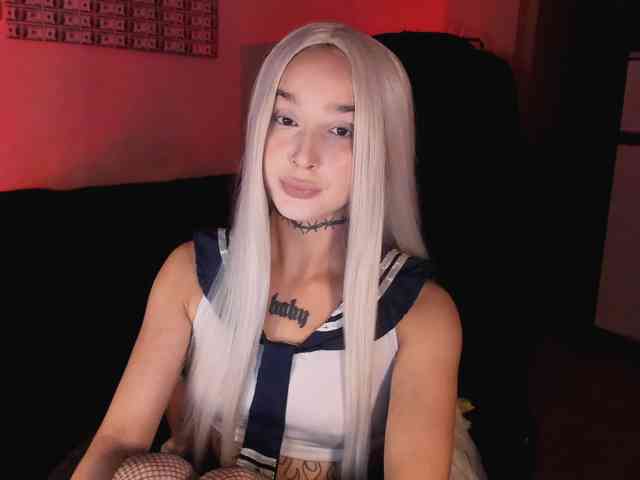 AshMila webcam