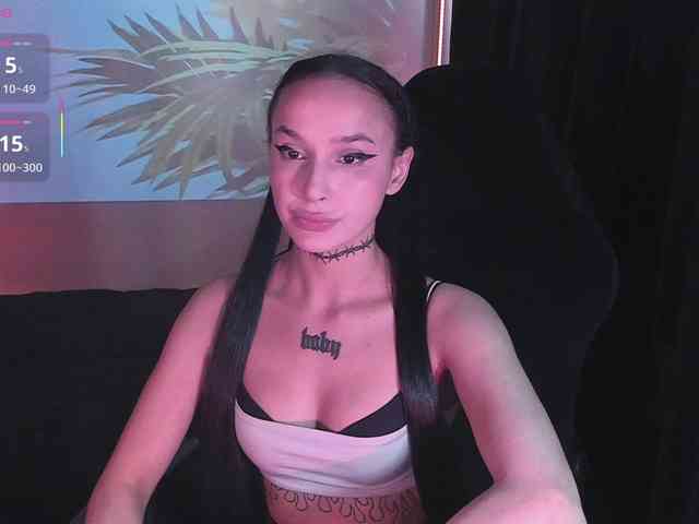 AshMila webcam