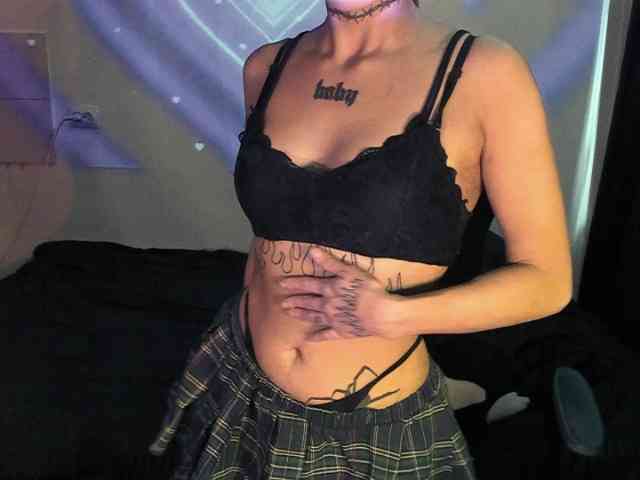 AshMila webcam