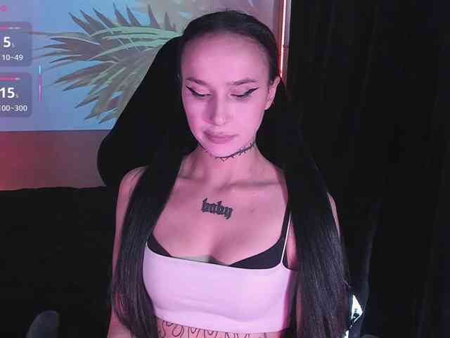 AshMila webcam