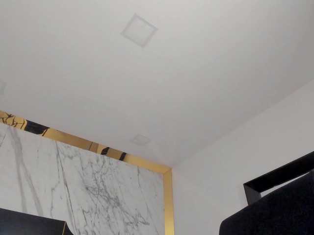 Bylie-Hills live webcam show