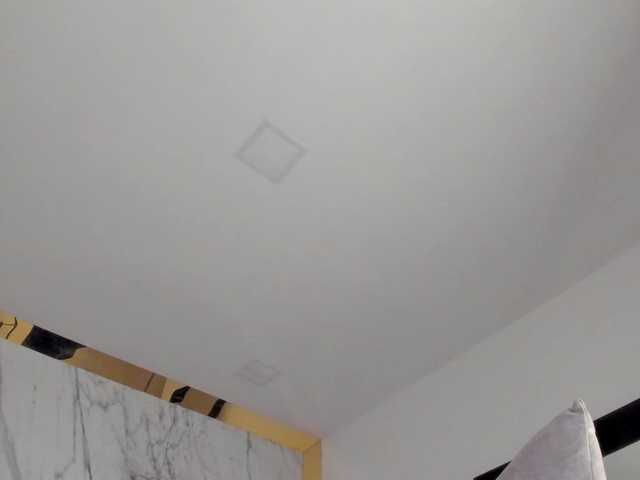 Bylie-Hills live webcam show