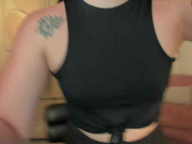 AlinaKravitz webcam
