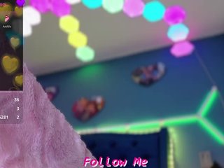 LatinaVibes Porn Show