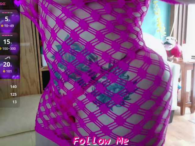 QueenyK1ng's BongaCams show and profile